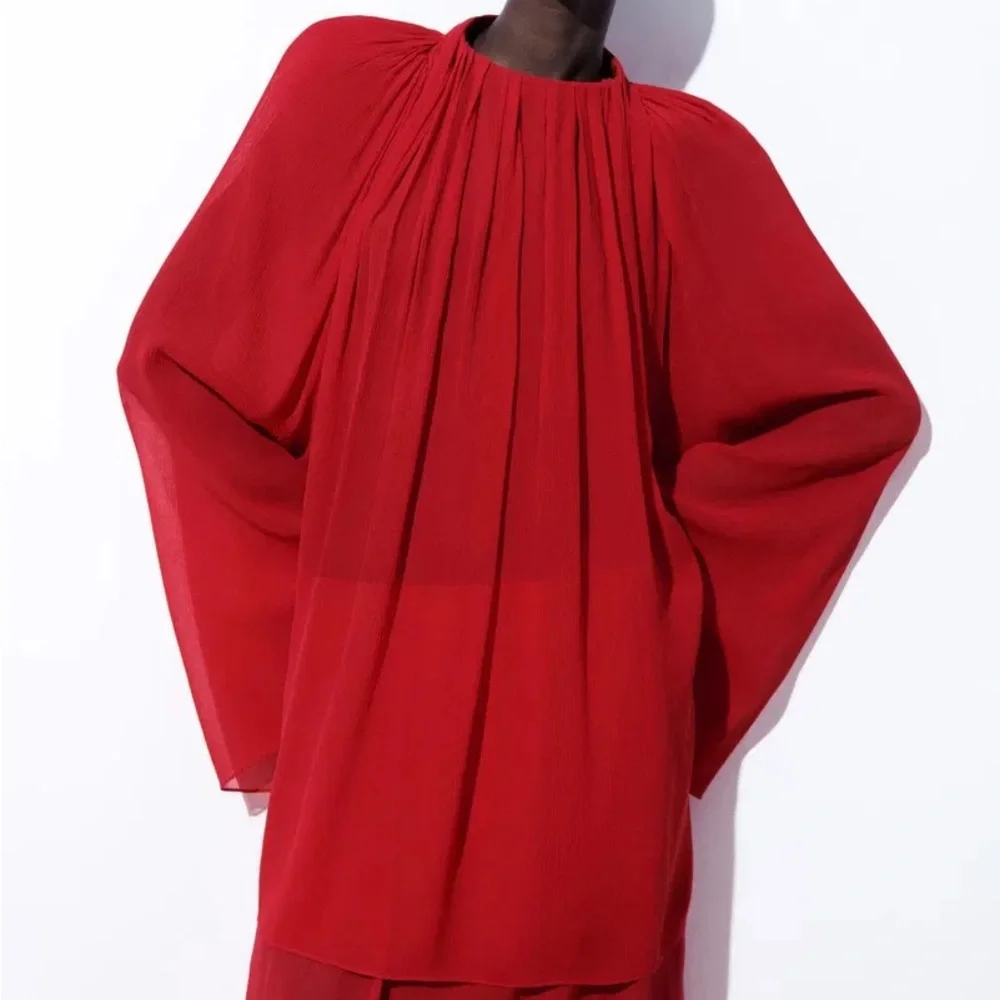 COS Atelier. The Crinkled Silk-Chiffon Silk Blouse. Brand New. Retail Price:$225 - Picture 2 of 16